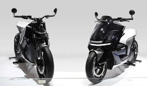 Arena test ride motor listrik di PEVS 2025. (ist)