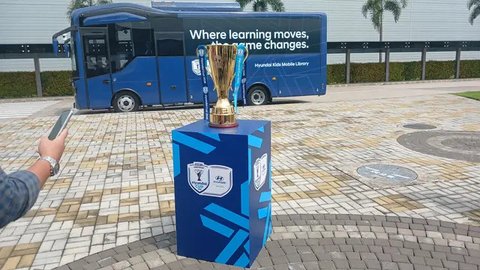 Prosesi tanda tangan kerja sama antara Hyundai dengan AFF untuk menjadi sponsor utama ASEAN Championship dilakukan di PT Hyundai Motor Manufacturing Indonesia, Kabupaten Bekasi, Jawa Barat, S
