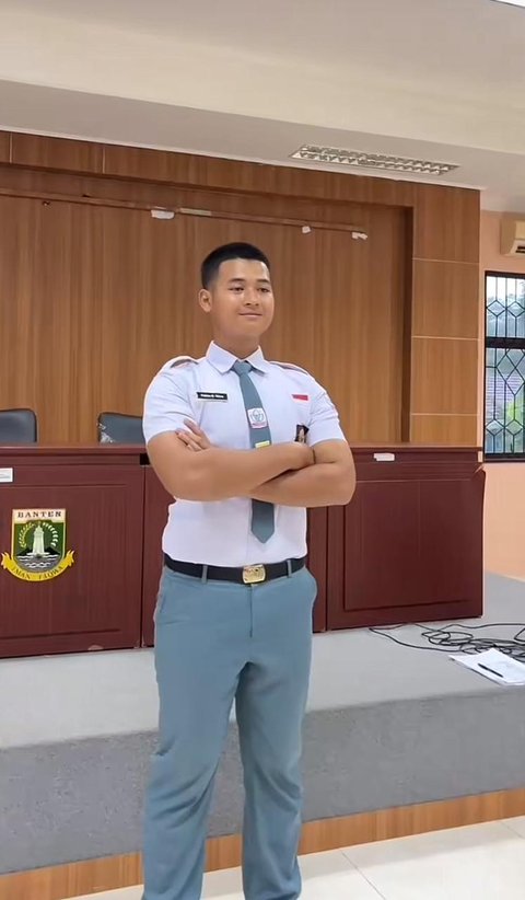 Meski masih harus melewati seleksi, ini menjadi suatu kebanggaan. Semoga Fabian diberi kemudahan dan lancar selama proses seleksi, ya.