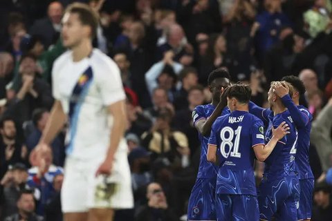 Gol-gol Fiorentina dicetak Robin Gosens (brace). Sementara gol Real Betis dicetak oleh Antony dan Abde Ezzalzouli. (Marco Bucco/LaPresse via AP)