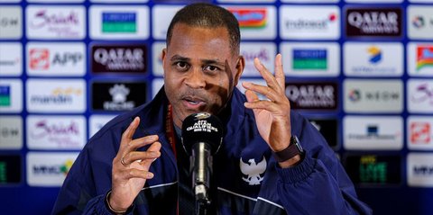 Apakah Patrick Kluivert Bakal Panggil Pemain Baru untuk Gantikan Sandy Walsh?