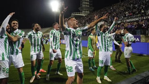 Final Conference League - Real Betis Vs Chelsea (Bola.com/Adreanus Titus)
