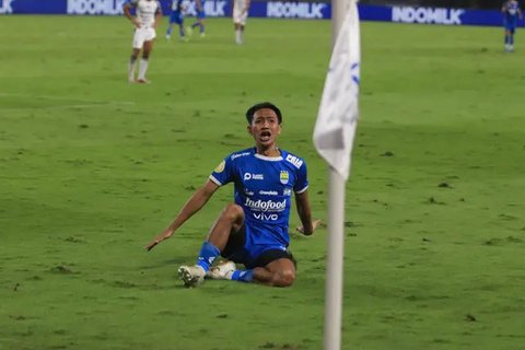 Ilustrasi - Beckham Putra, Persib Bandung dan BRI Liga 1 (Bola.com/Adreanus Titus)