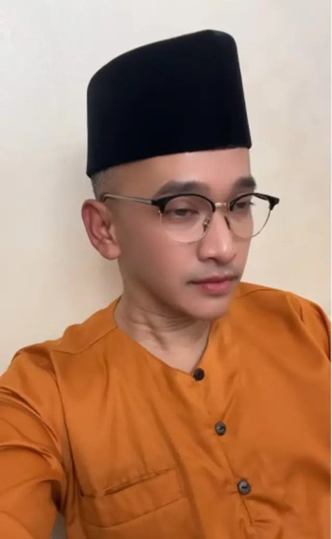 Model Baju Koko Pilihan Ruben Onsu