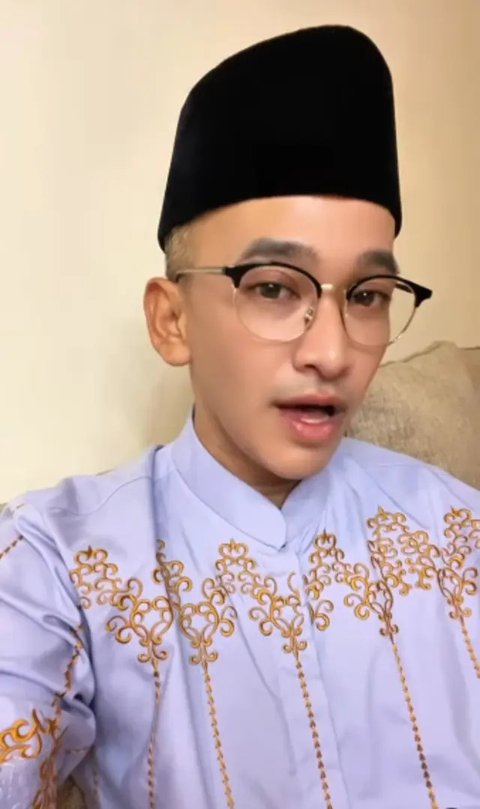 Model Baju Koko Pilihan Ruben Onsu