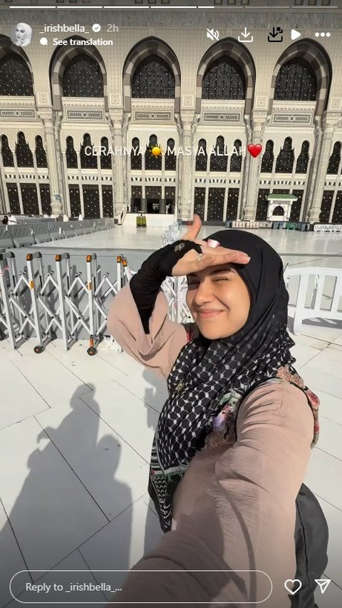 Lewat kolom komentar unggahan Haldy Sabri, netizen mendoakan agar Irish Bella dan keluarga diberi kelancaran dan pulang dengan status haji yang mabrur.