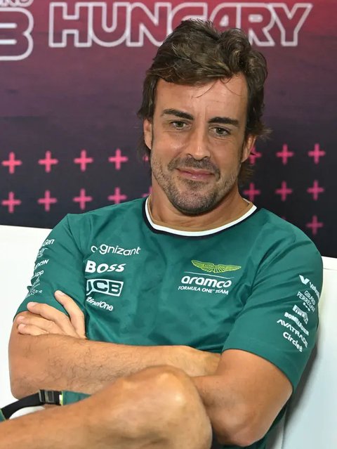 F1 - Ilustrasi Pembalap F1 2025: Lewis Hamilton, Max Verstappen, Carlos Sainz, Fernando Alonso, Charles Leclerc (Bola.com/Adreanus Titus)