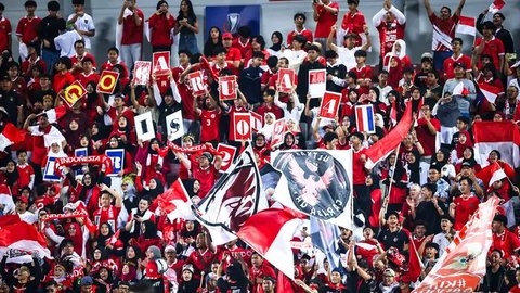 Gerald Vanenburg menggelar pertemuan dengan Indra Sjafri di kantor PSSI, Jumat (11/4/2025). Ada pula Sumardji dan Sjoerd Woudenberg dalam pertemuan itu. (Koleksi Pribadi Gerald Vanenburg).
