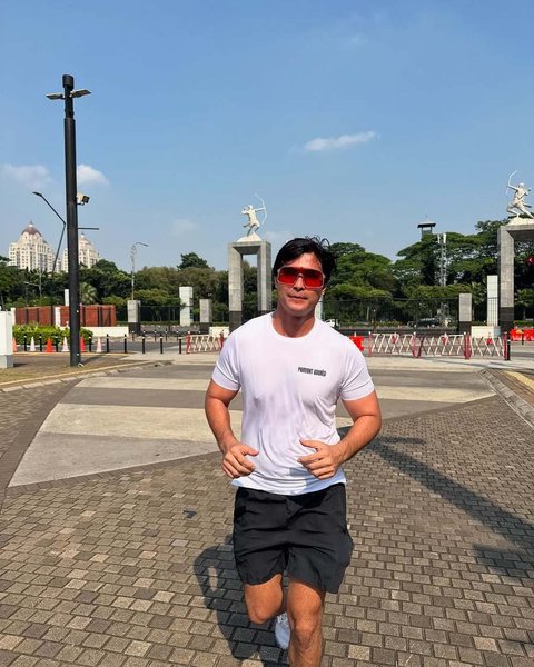 Cinta Brian adalah salah satu aktor yang memiliki badan yang atletis. Ia memang sangat rajin olahraga, salah satunya lari.