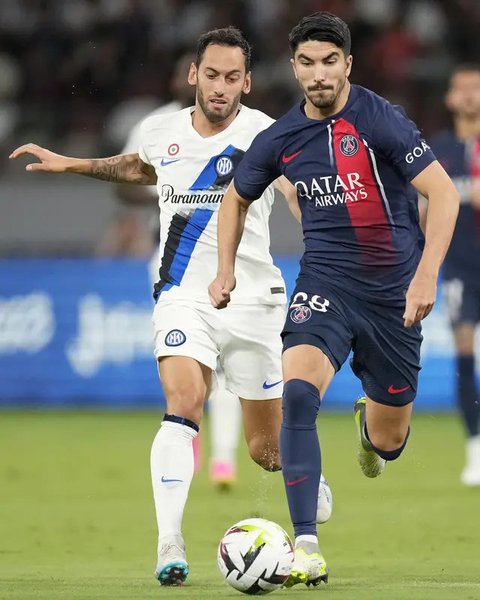 Selebrasi striker Inter Milan, Lautaro Martinez, setelah mencetak gol ke gawang Bayern Munchen pada leg 1 perempat final Liga Champions 2024/2025 di Allianz Arena, Rabu (9/4/2025) dini hari W