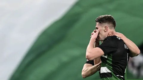 Penyerang Lille, Jonathan David masih berumur 21 tahun. Saat melawan Monaco, David mencetak brace bagi klubnya. Namun sayang kemenangan yang didepan mata harus kandas. Sampai saat ini Jonatha