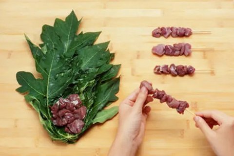 cara merebus daging sapi biar cepat empuk (Image by AI)