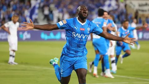 Bruno Fernandes tampil gemilang saat Manchester United pesta gol di markas Leicester City pada lanjutan Liga Inggris di King Power Stadium, Senin (17/3/2025). Pemain asal Portugal itu jadi ot