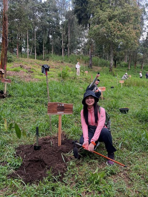 Tissa Biani Cedera Lutut Saat Daki Gunung Merbabu, Masih Pincang dan Jalani Fisioterapi