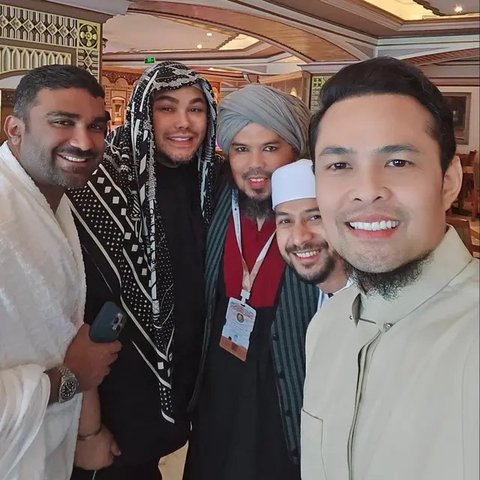 Potret Ivan Gunawan Ibadah Haji 2025 (Sumber: IG/ivan_gunawan)