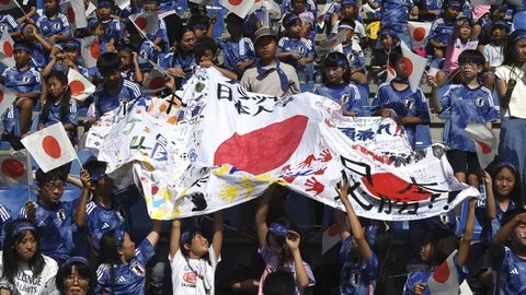 Starting XI Timnas Jepang pada duel lawan Indonesia di Stadion Gelora Bung Karno, Jumat (15/11) malam WIB (c) Bagaskara Lazuardi