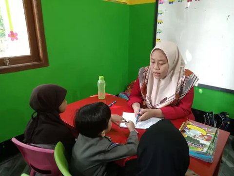 PT Pos Indonesia (Persero) telah memulai penyaluran bantuan subsidi upah (BSU) sejak Rabu 2 November 2022 (Istimewa)