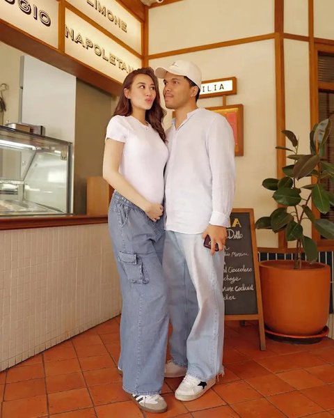 9 Potret Aaliyah Massaid Pakai Jeans, Kombinasi Outfit yang Stylish dan Inspiratif (sumber:Instagram/aaliyah.massaid)