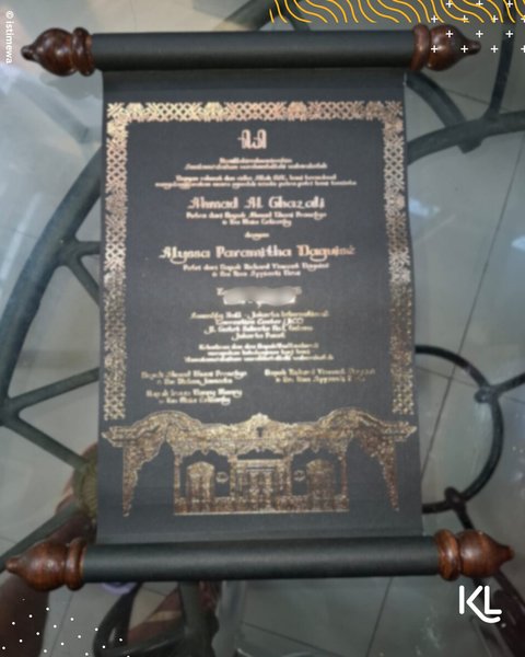 Beredar Undangan Nikah Al Ghazali dan Alyssa Daguise Kental Nuansa Jawa, Mulan Jameela Unggah Foto Keluarga Pakai Adat Jawa