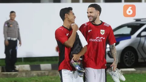 Official training Timnas Indonesia jelang pertandingan melawan China di SUGBK, Jakarta, Rabu (4-6-2025). (Bola.com/Bagaskara Lazuardi)