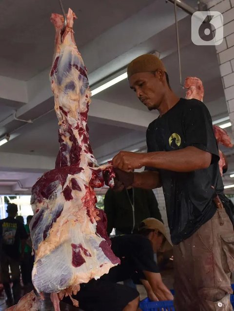 Sekitar 25 ribu warga terdaftar dan berhak mendapatkan daging kurban dari RPH Masjid Istiqlal. (Liputan6.com/Herman Zakharia)