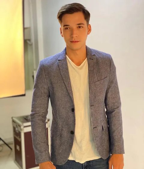 Setelah membintangi Cinta di Ujung Sajadah, Stefan William kembali dalam sinetron SCTV Bukan Karena Tak Cinta yang tayang tiap hari jam 20.00 WIB. (Foto: Dok. Instagram @sinemart_ph)