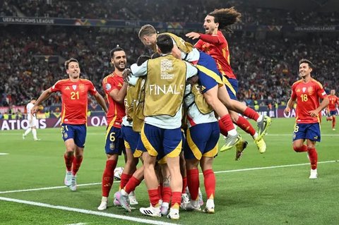 Cristiano Ronaldo ketika mencetak gol untuk Portugal ke gawang Jerman pada semifinal UEFA Nations League hari Kamis (05/06/2025) dini hari WIB. (Alexandra BEIER / AFP)