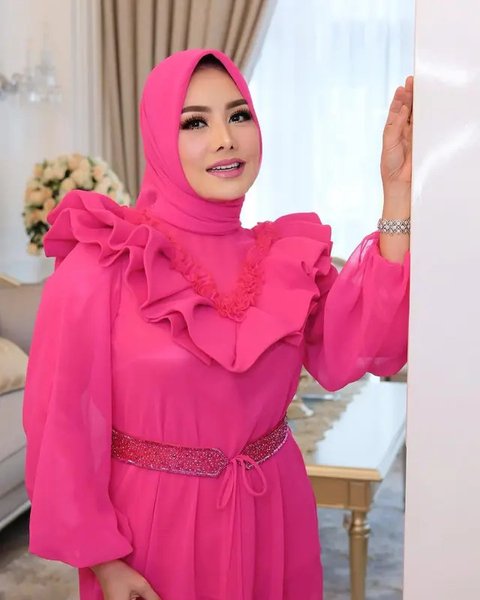 Model Gamis Payet Trendi Cici Faramida (instagram.com/cici_faramida)