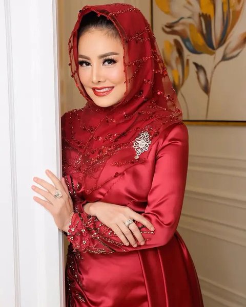 Model Gamis Payet Trendi Cici Faramida (instagram.com/cici_faramida)