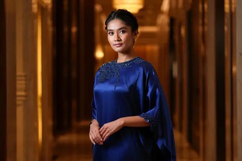 Inspirasi Fashion Ibu Pejabat by Reve
