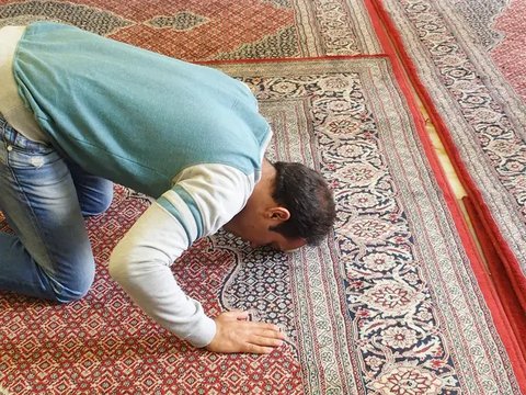 Ustadz Adi Hidayat atau UAH. (Foto: YouTube Adi Hidayat Official)