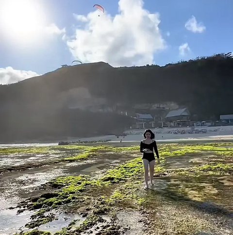 Pantai Nunggalan di Nusa Dua termasuk pantai tersembunyi di Bali. (Dok: IG @tongos.melali https://vt.tiktok.com/ZSkPQEWpF/)