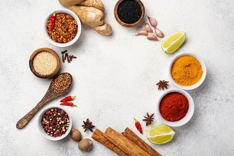 Ilustrasi bumbu dapur. (Image by wirestock on Freepik)