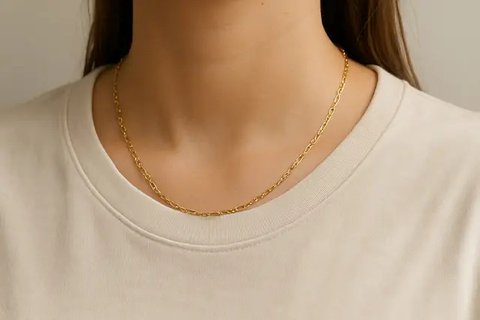 7 Model Kalung Emas yang Nyaman Dipakai Sehari-hari, Tetap Modis Tanpa Ribet (sumber:AI)