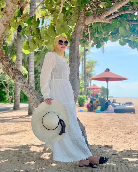7 Inspirasi Fashion Lala Nurlela, Saudara Ipar Syahrini yang Juga Calon Istri Nassar (sumber: Instagram/lala_nurleaa)
