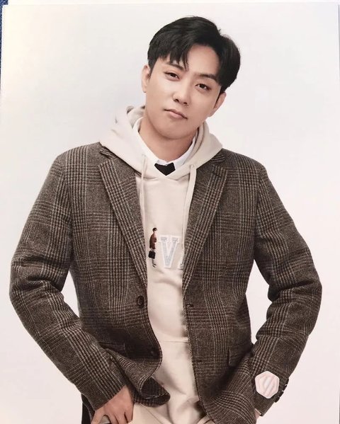 YG Entertainment Konfirmasi Eun Ji Won Akan Menikah Lagi