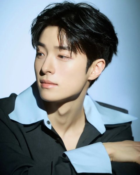 8 Potret Ganteng Nam Da Reum yang Kini Sudah Dewasa, Siap Bikin Hati Para Noona Terkoyak-Koyak