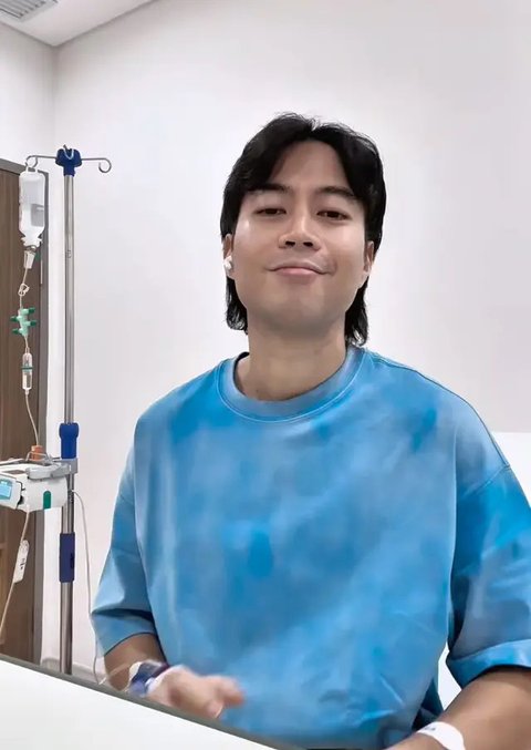 Vidi Aldiano mengakui sel-sel kanker tumbuh dengan cepat di tubuhnya. Kini, ia bolak-balik ke Malaysia untuk berobat di tengah gugatan Rp24,5 miliar. (Foto: Dok. Instagram @vidialdiano)