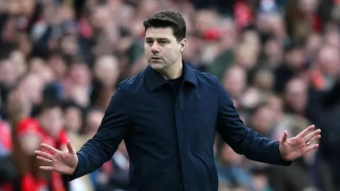 Pochettino dipercaya membangun skuad Chelsea dengan modal yang besar. The Blues tercatat mengeluarkan uang lebih dari 500 juta paun untuk merekrut banyak pemain termasuk memecahkan rekor