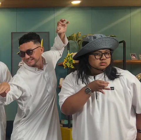 Ananda Omesh menyampaikan dukacita mendalam atas meninggalnya Gustiwiw, musisi muda berbakat yang dikenal dengan karya-karyanya yang menghibur. (Foto: Dok. Instagram @omeshomesh)
