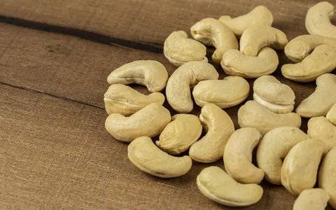 Ilustrasi kacang mete. (Gambar oleh Mahesh Patel dari Pixabay)
