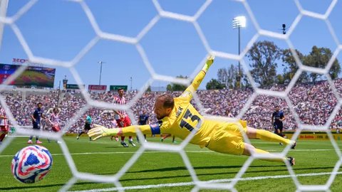 Jawara Liga Champions Eropa itu menggulung Atletico Madrid empat gol tanpa balas. (AP Photo/Mark J. Terrill)
