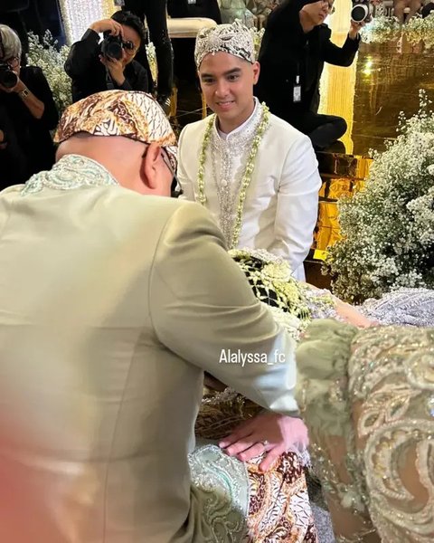Alyssa Daguise Pakai Kebaya Sunda di Akad Nikah (Sumber: IG/alalyssa_fc)