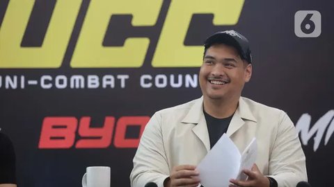 Menteri Pemuda dan Olahraga Republik Indonesia (Menpora RI) Dito Ariotedjo yang hadir dalam perkenalan Uni-Combat Council (UCC) mendukung penuh dan mengapresiasi lahirnya Uni-Combat Council (UCC). (Liputan6.com/Helmi Fithriansyah)