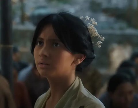 Richelle Skornicki sebagai Sari dalam film Syirik: Danyang Laut Selatan. (Foto: Dok. Ganesa Perkasa Films)