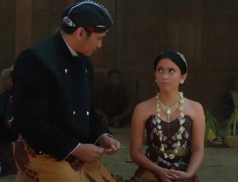 Donny Alamsyah sebagai Ki Dalang dalam film Syirik: Danyang Laut Selatan. (Foto: Dok. Ganesa Perkasa Films)