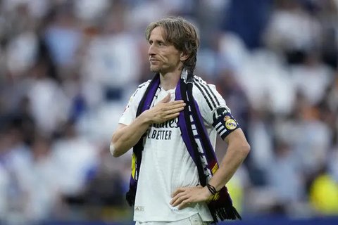 Luka Modric telah menjalani laga terakhirnya bersama Real Madrid ketika bersua Real Sociedad pada laga pekan ke-38 La Liga musim ini di Santiago Bernabeu, Sabtu (24/5/2025) malam WIB. (AP