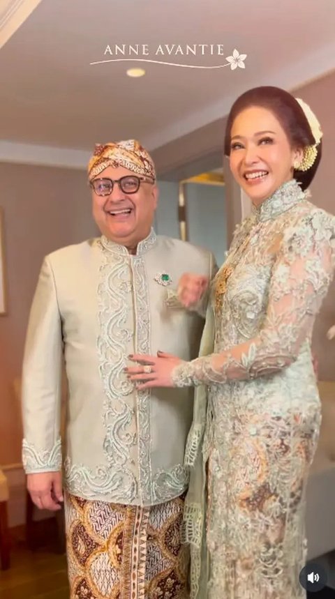 Look Keluarga dalam Akad Nikah Al Ghazali (Foto: Instagram @anneavantieheart)