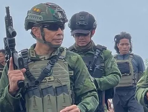 Pasukan Komando Operasi (Koops) Habema menyergap dua orang Anggota Organisasi Papua Merdeka (OPM) pimpinan Egianus Kogoya, Selasa (16/6) dini hari. (Dok. Puspen Koops Habema)