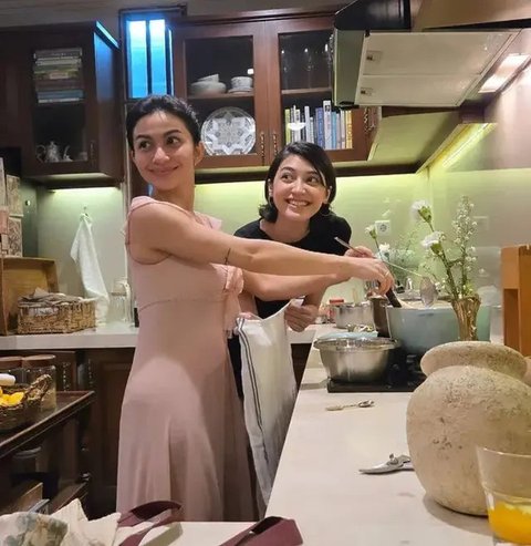 8 Potret Rumah Baru Ariel Tatum yang Bernuansa Hangat dan Penuh Kebersamaan (Instagram/arieltatum)